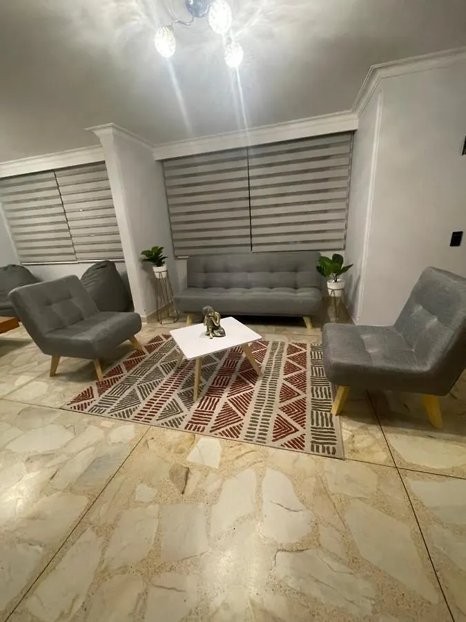 Suit Medellin Jacuzzi, Habitacion Privada