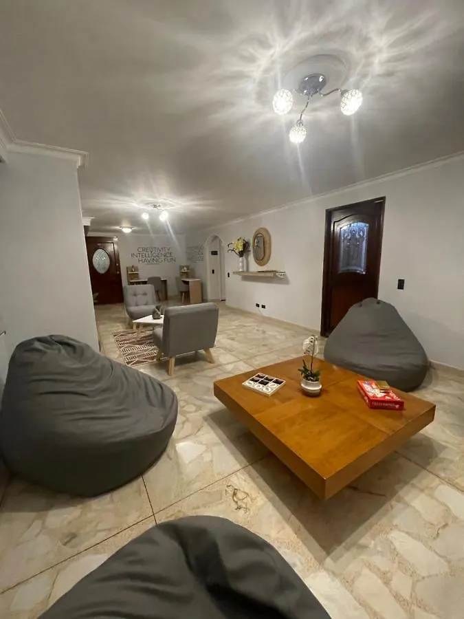 Suit Medellín Jacuzzi, Habitación Privada 0*,